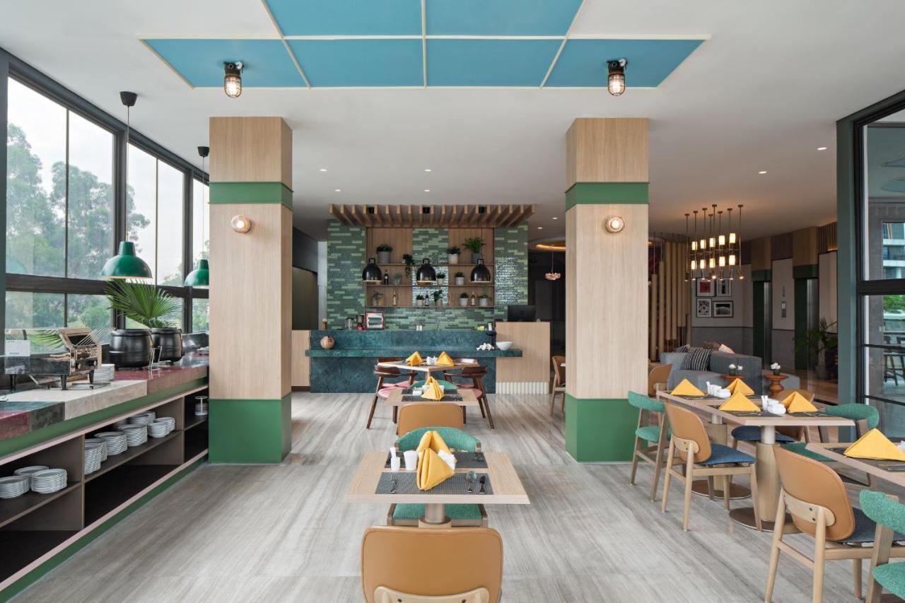 Maxonehotels At Kota Harapan Indah-Bekasi Dış mekan fotoğraf