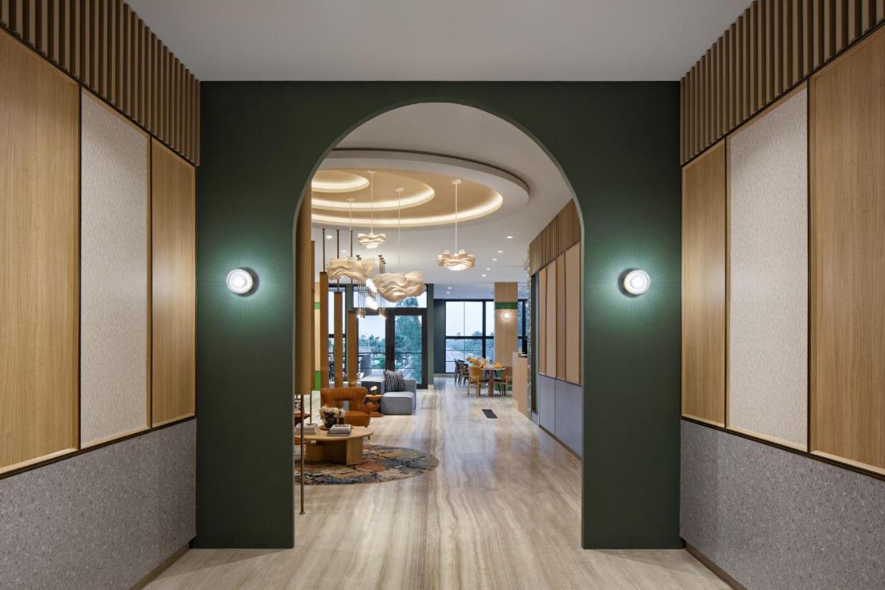 Maxonehotels At Kota Harapan Indah-Bekasi Dış mekan fotoğraf